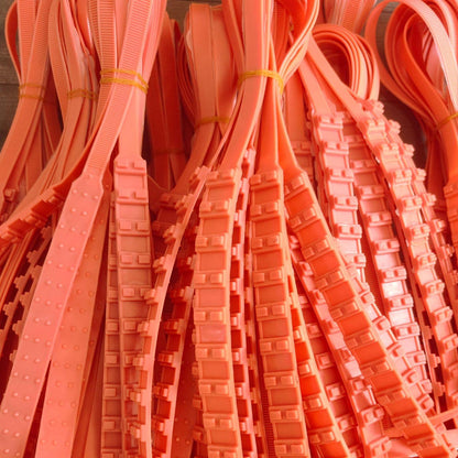 ⚡ Globala vinterval🌟Universella återanvändbara halkskyddskedjor i nylon