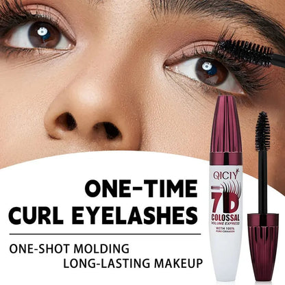 💖KÖP 1 FÅ 1 GRATIS💖Mascara som ger volym och längd utan att kladda