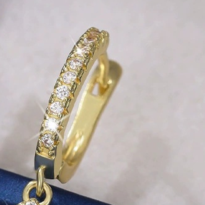 ✨Eleganta droppformade örhängen
